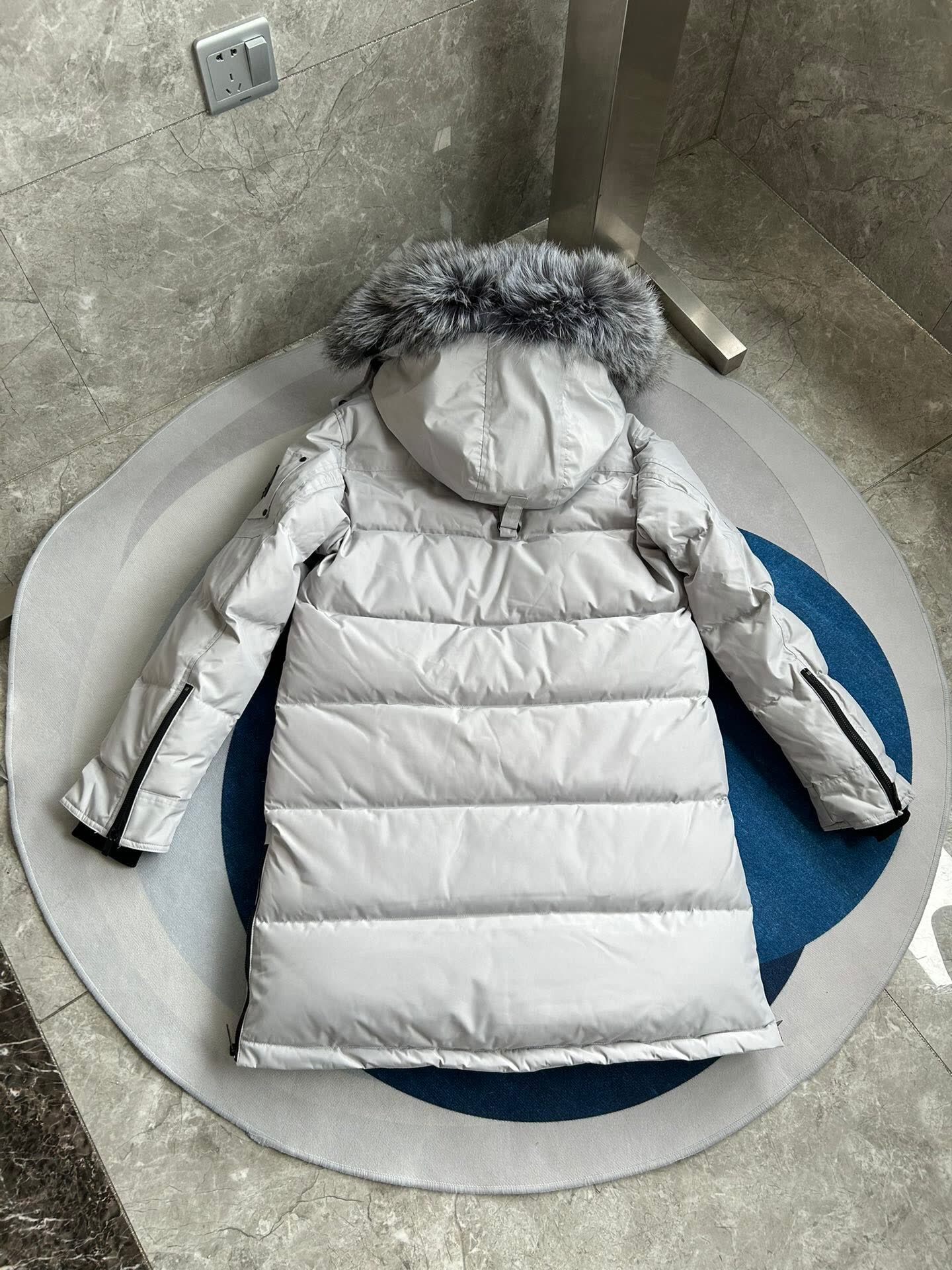 Moose Knuckles Hooded Long Down Parka Moose Knuckles Hooded Long Down Parka